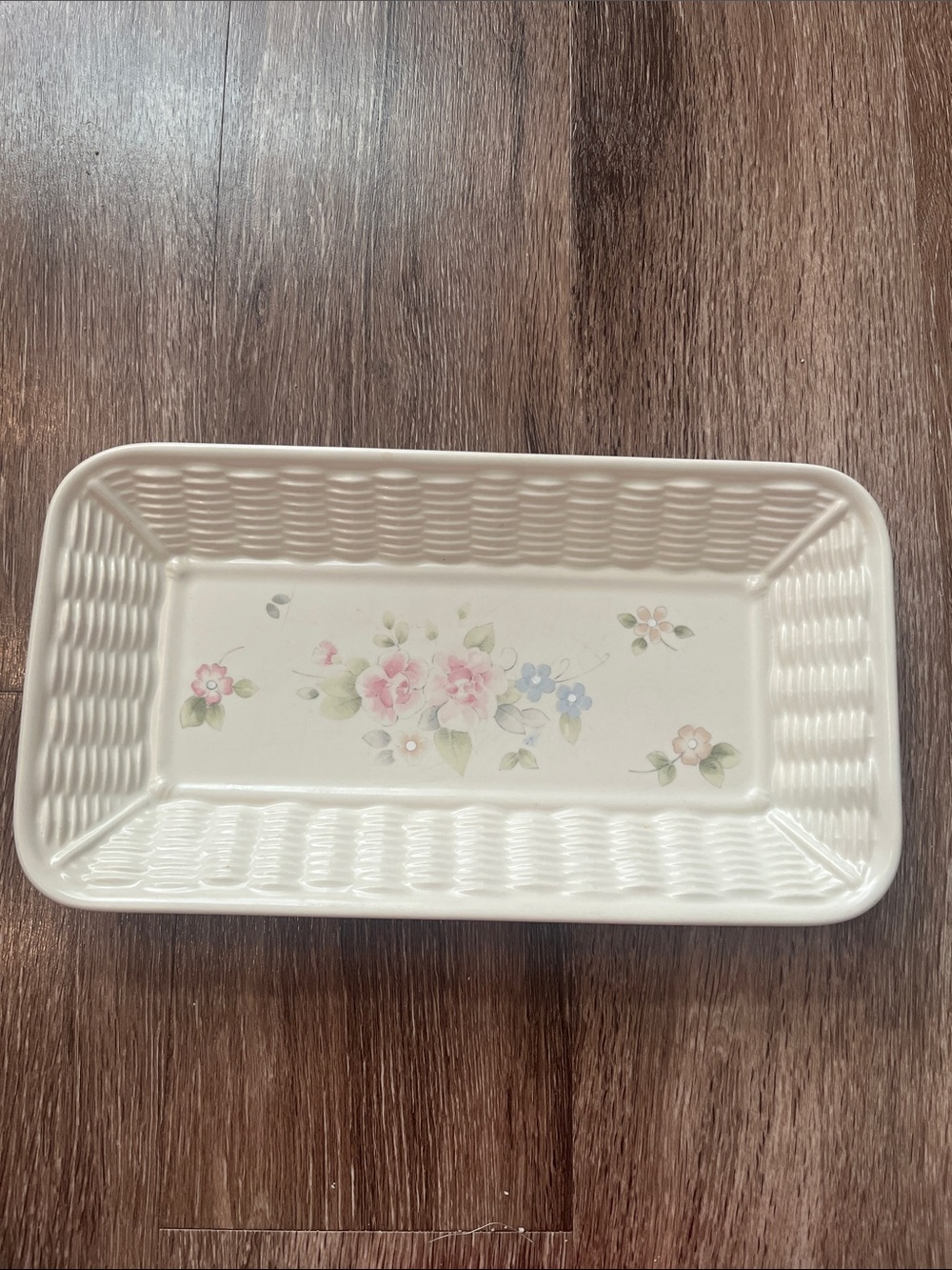 Pfaltzgraff Tea Rose Rectangular Bread Tray with Pink Floral Bouquet